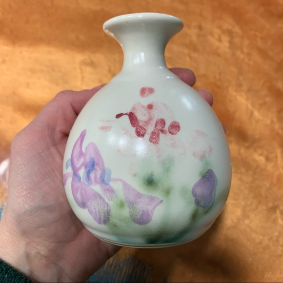 Vintage Clouds Folsom Pottery Small painted Bud vase - Picture 8 of 8